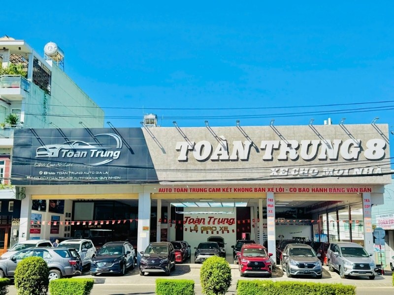 Mẫu bảng hiệu gara &ocirc; t&ocirc; To&agrave;n Trung