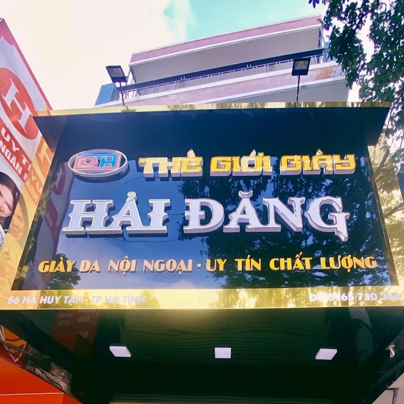 Mẫu bảng hiệu thế giới gi&agrave;y d&eacute;p Hải Đăng
