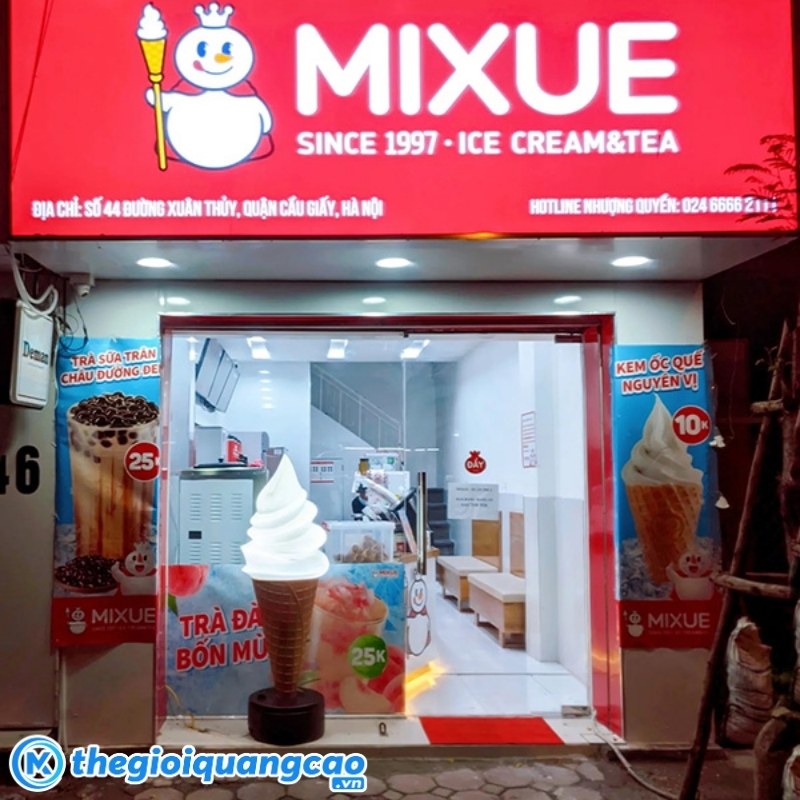 Mẫu biển vẫy h&igrave;nh c&acirc;y kem ốc quế