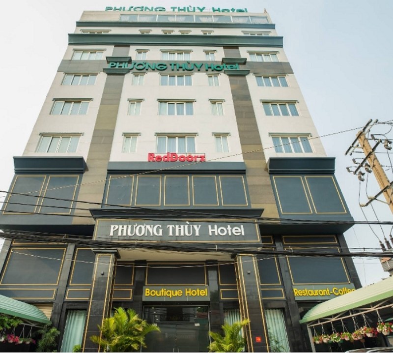 Mẫu bảng hiệu hotel Phương Th&ugrave;y