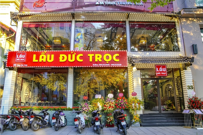 Bảng hiệu lấu nướng mặt dựng ALu kết hợp chữ nổi Mica