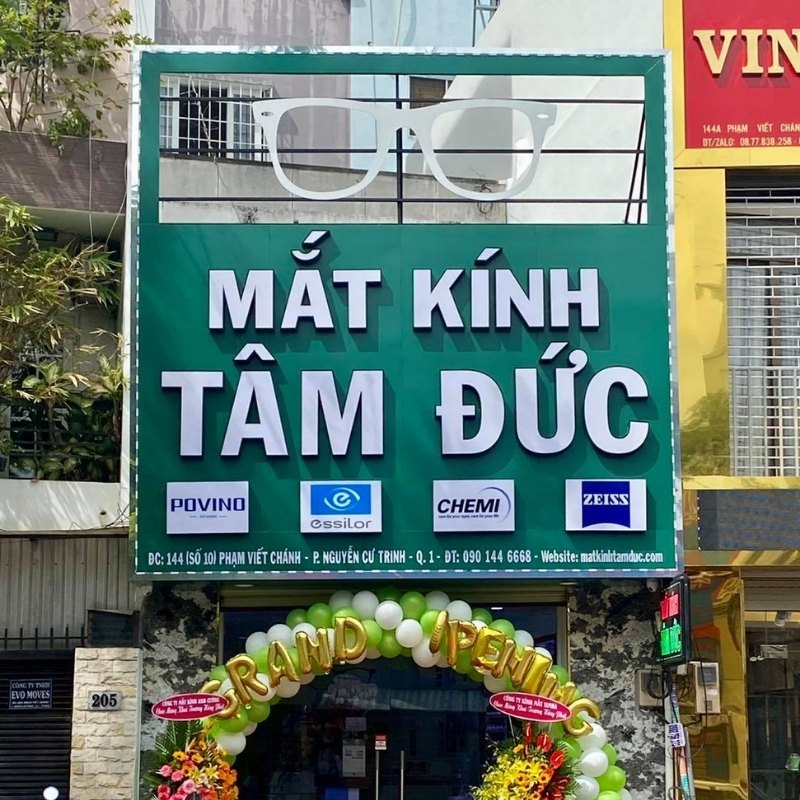 Mẫu bảng hiệu mắt k&iacute;nh T&acirc;m Đức