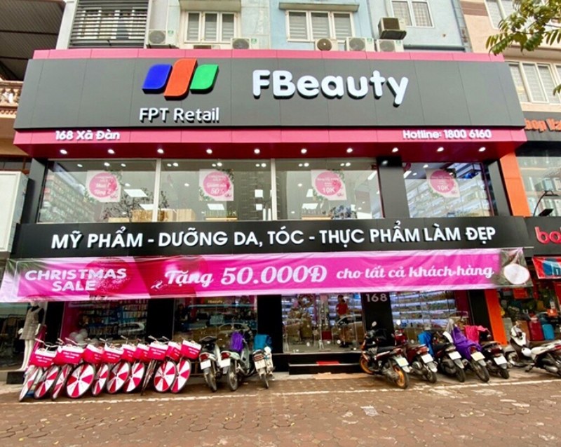 Mẫu bảng hiệu mỹ phẩm FBeauty