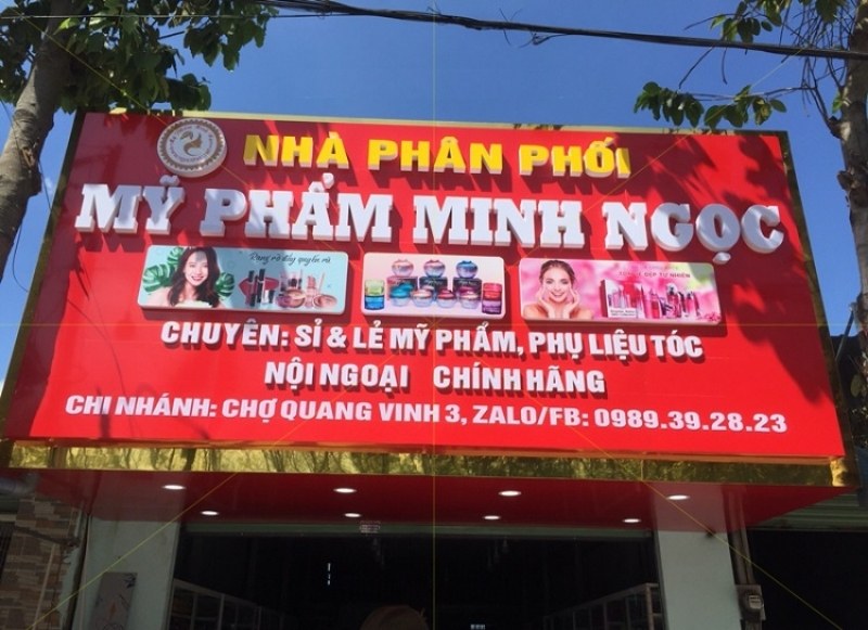 L&agrave;m bảng hiệu mỹ phẩm gi&aacute; rẻ tại TPHCM