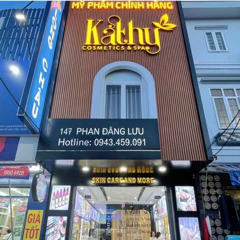 Bảng hiệu mỹ phẩm chữ nổi đ&egrave;n LED xuy&ecirc;n chữ