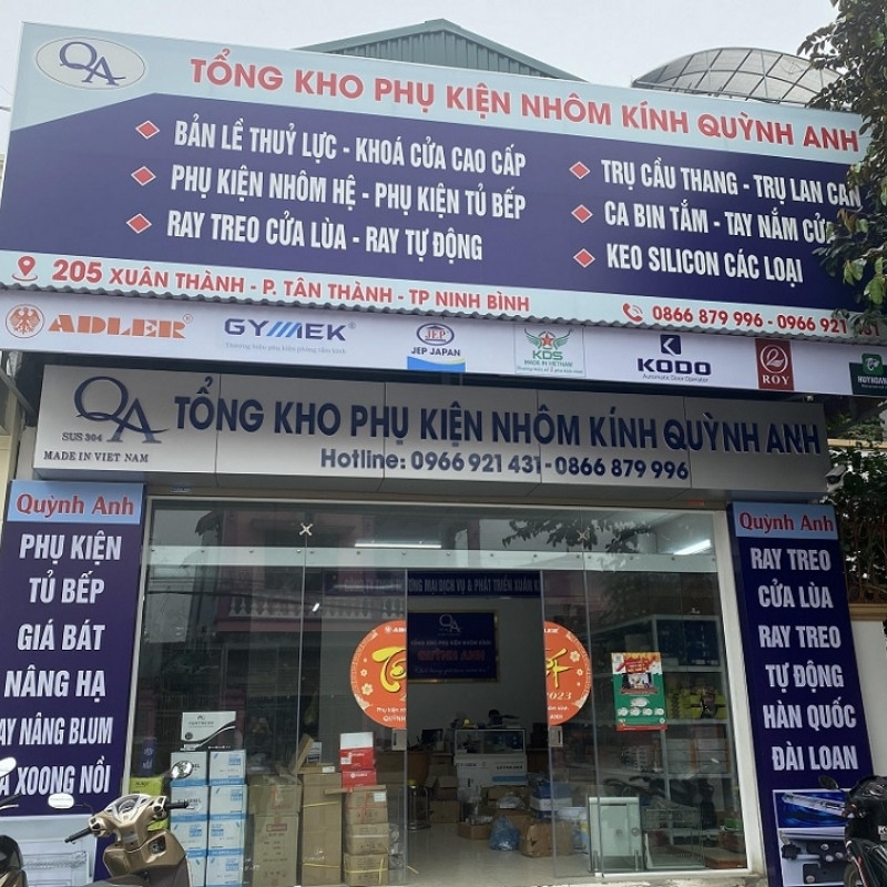 Bảng hiệu nh&ocirc;m k&iacute;nh in bạt hiflex