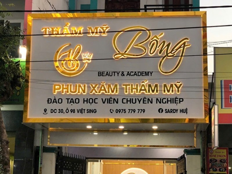 Mẫu biển hiệu quảng c&aacute;o tiệm phun xăm thẩm mỹ