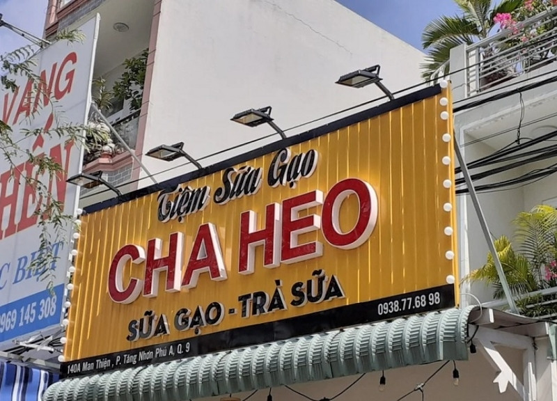 L&agrave;m bảng hiệu t&ocirc;n s&oacute;ng gi&aacute; rẻ trọn g&oacute;i tại TPHCM