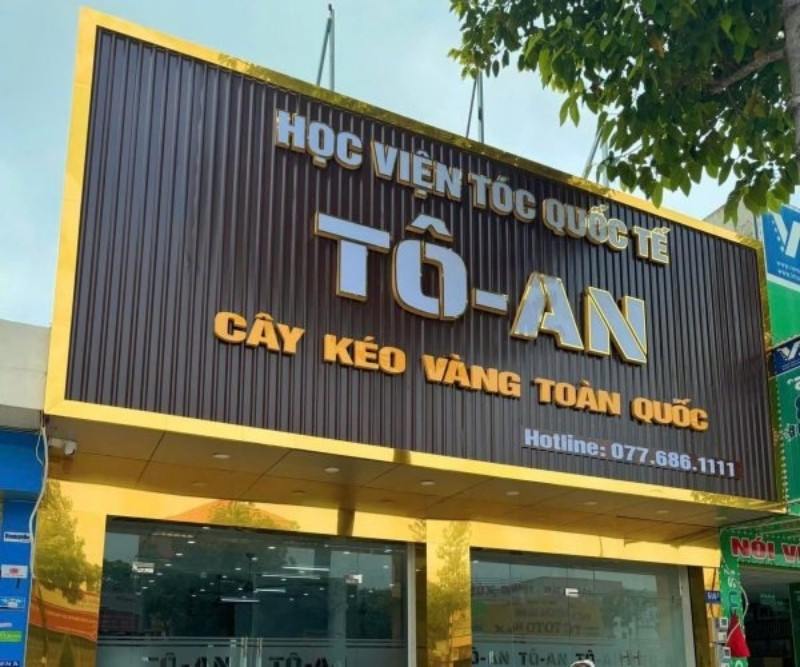 Ưu nhược điểm của bảng hiệu t&ocirc;n s&oacute;ng
