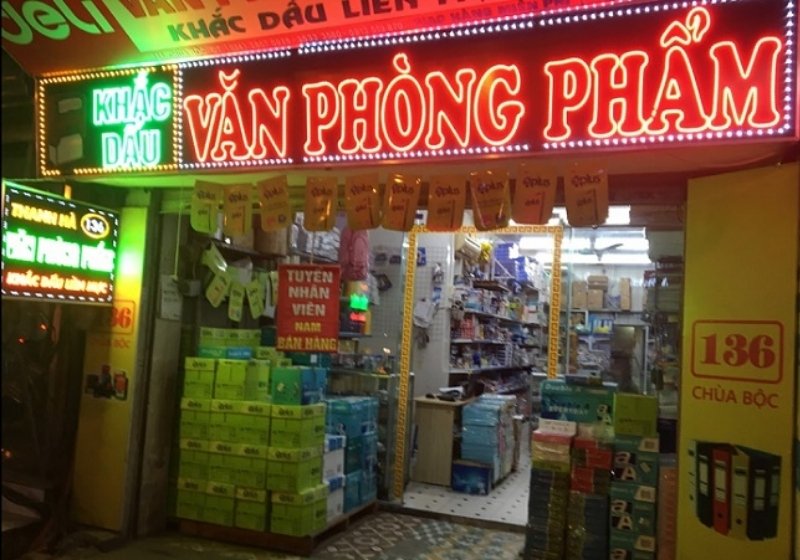 Bảng hiệu văn ph&ograve;ng phẩm LED ma trận kết hợp biển vẫy hộp đ&egrave;n