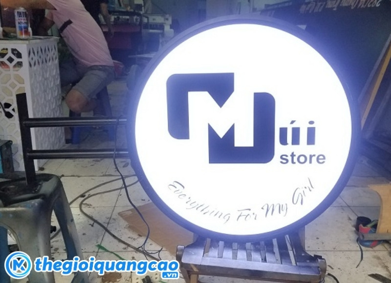 C&aacute;c k&iacute;ch thước phổ biến của biển vẫy hộp đ&egrave;n
