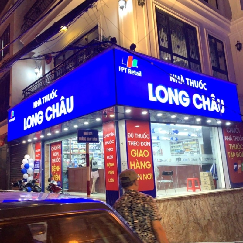 Gi&aacute; biển hộp đ&egrave;n bạt 3M