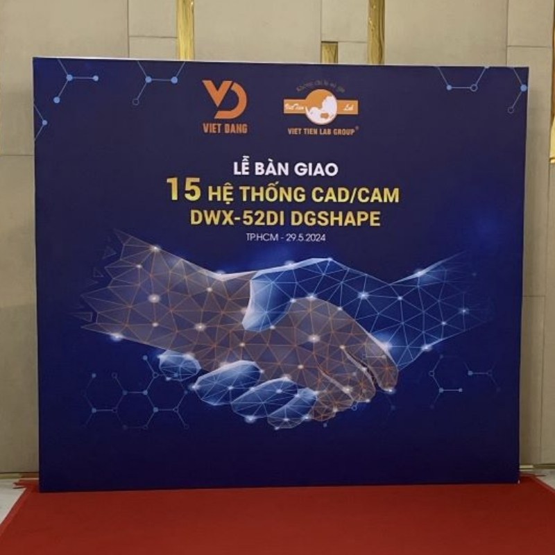 Mẫu backdrop hiflex sự kiện lễ b&agrave;n giao