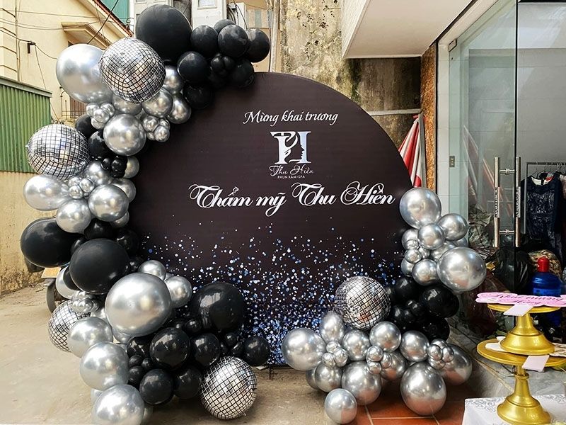 Mẫu backdrop khai trương thẩm mỹ viện Thu Hiền