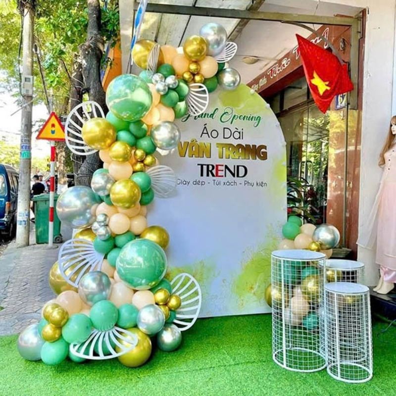 Backdrop grand opening in chất liệu bạt hiflex căng khung sắt