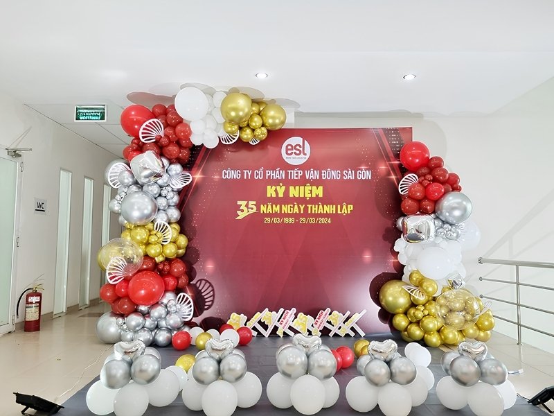 Mẫu backdrop sinh nhật công ty cổ phần tiếp vận động sài gòn