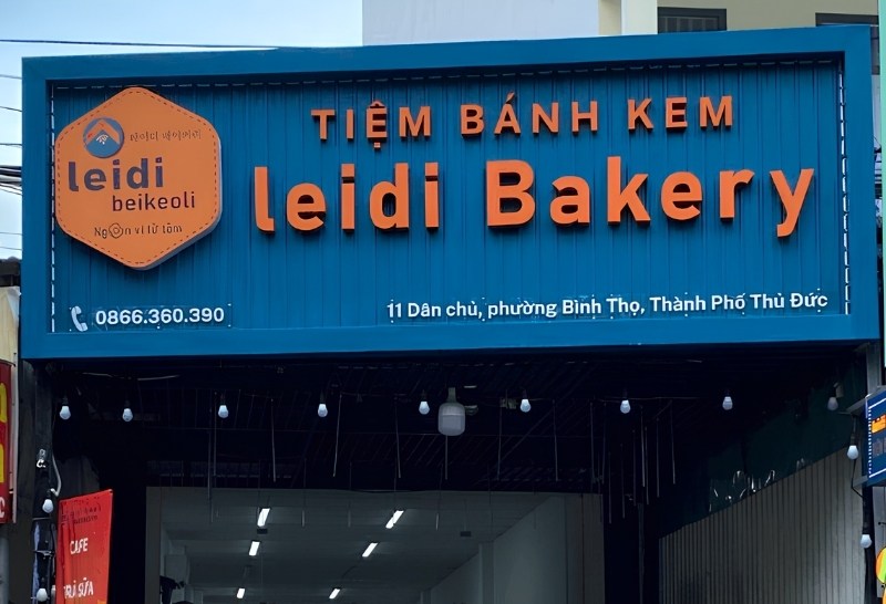 L&agrave;m bảng hiệu tiệm b&aacute;nh kem gi&aacute; rẻ chất lượng tại TPHCM