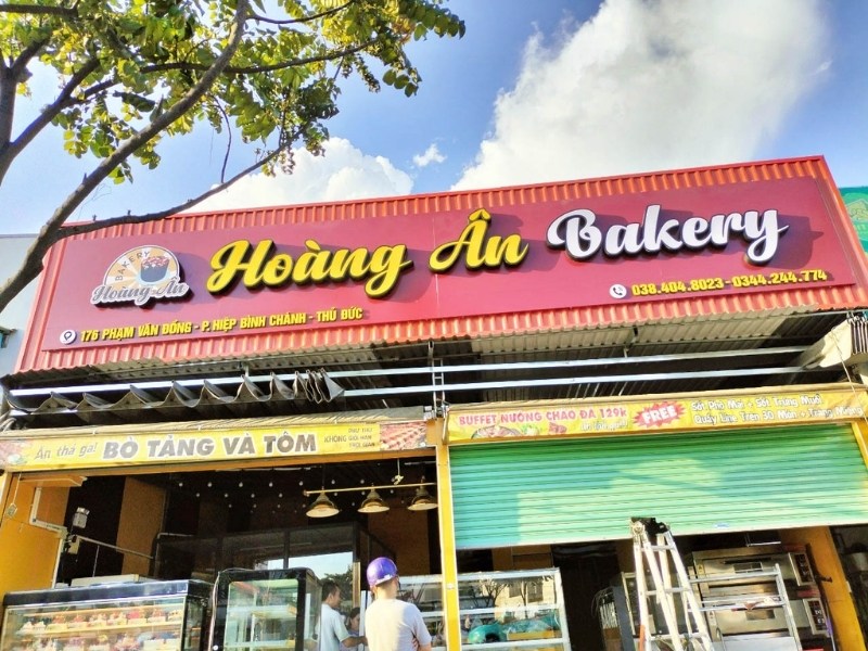 Thiết kế bảng hiệu b&aacute;nh kem theo y&ecirc;u cầu gi&aacute; rẻ trọn g&oacute;i