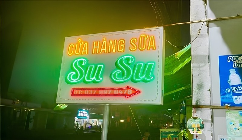 Biển vẫy cửa h&agrave;ng sữa