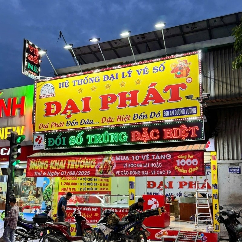Mẫu bảng hiệu đai l&yacute; v&eacute; số đại ph&aacute;t