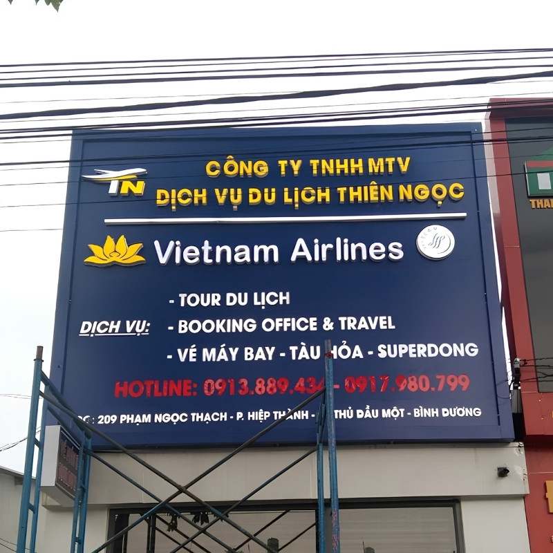 Mẫu bảng hiệu c&ocirc;ng ty lữ h&agrave;nh, b&aacute;n tour