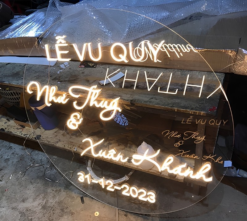 Mẫu bảng hiệu led neon sign trang tr&iacute; cho tiệc cưới