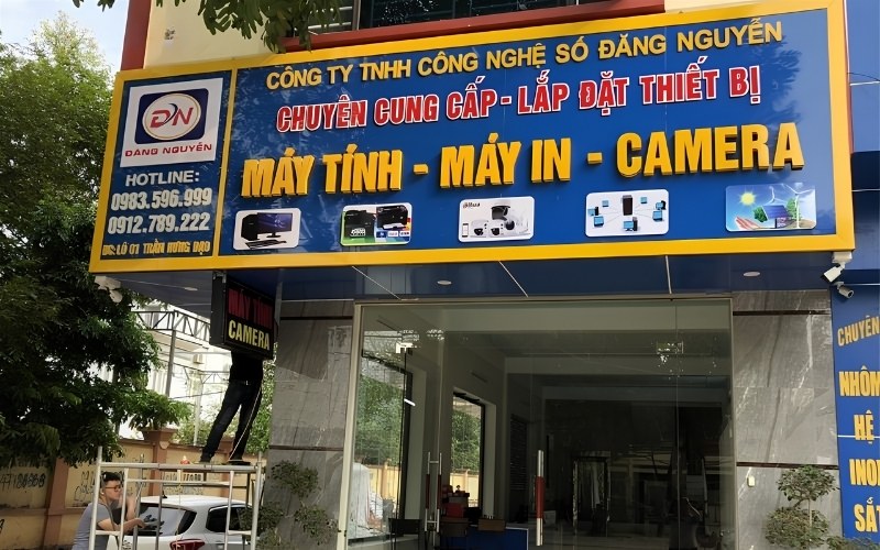 Bảng hiệu c&ocirc;ng ty m&aacute;y t&iacute;nh Đăng Nguyễn