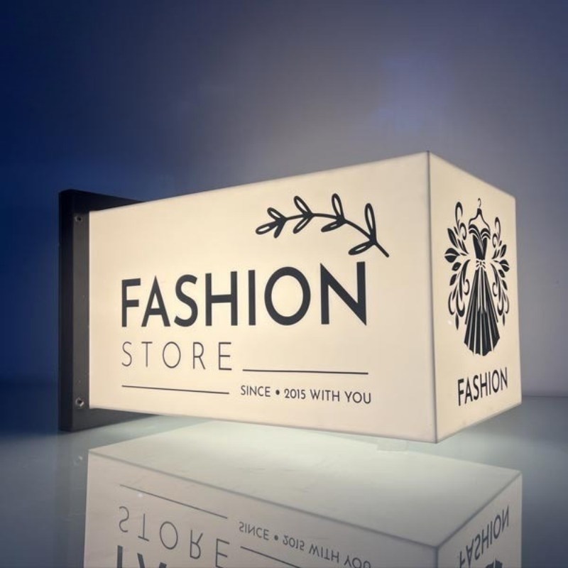 Biển vẫy shop quần &aacute;o