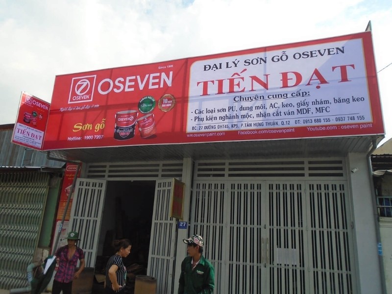 Mẫu bảng hiệu đại l&yacute; sơn gỗ oseven