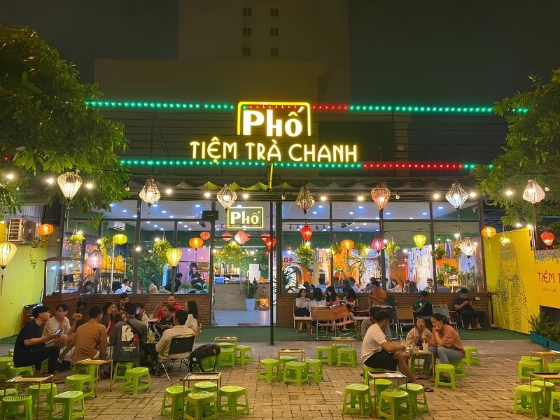 Mẫu bảng hiệu tr&agrave; chanh đẹp thu h&uacute;t giới trẻ