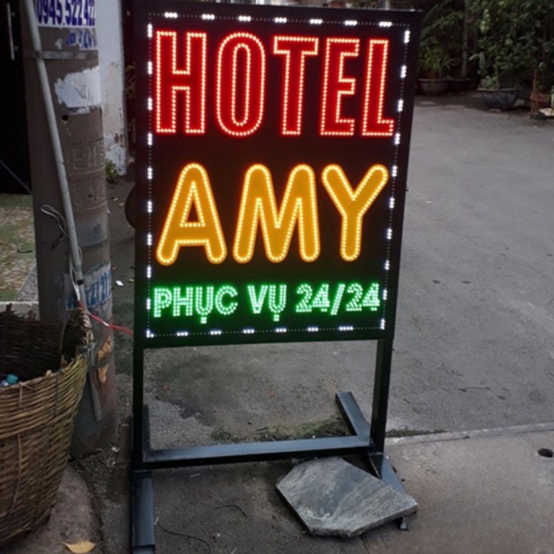 Mẫu biển vẫy nh&agrave; nghỉ dạng đứng