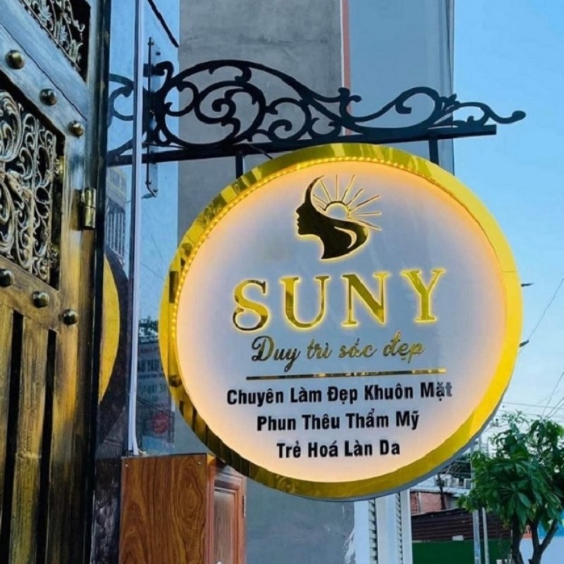 Mẫu biển vẫy phun xăm thẩm mỹ Sunny