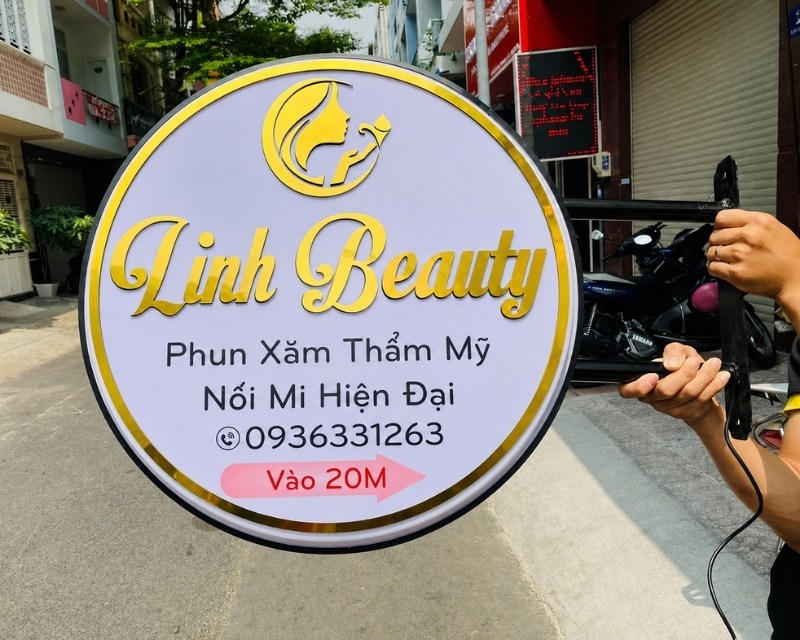 Mẫu biển vẫy phun xăm thẩm mỹ linh beauty