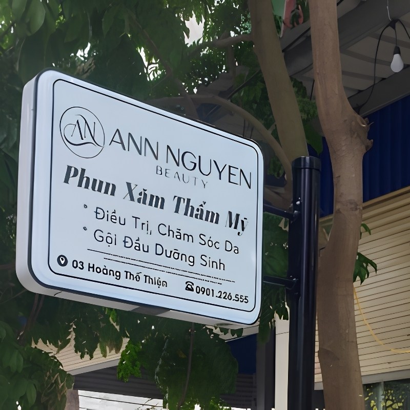 Thiết kế biển vẫy phun xăm thẩm mỹ theo y&ecirc;u cầu