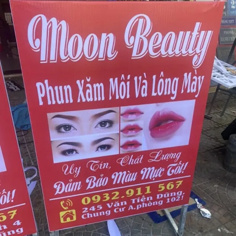 Mẫu biển vẫy phun xăm m&ocirc;i v&agrave; l&ocirc;ng m&agrave;y