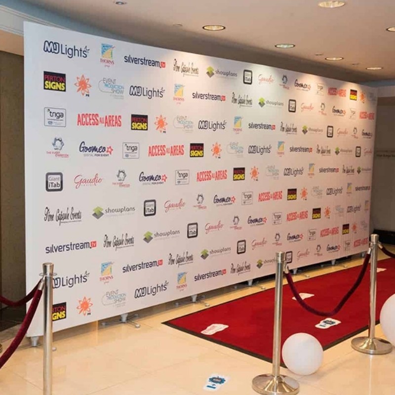 Thi công backdrop hiflex giá rẻ tại quận 10