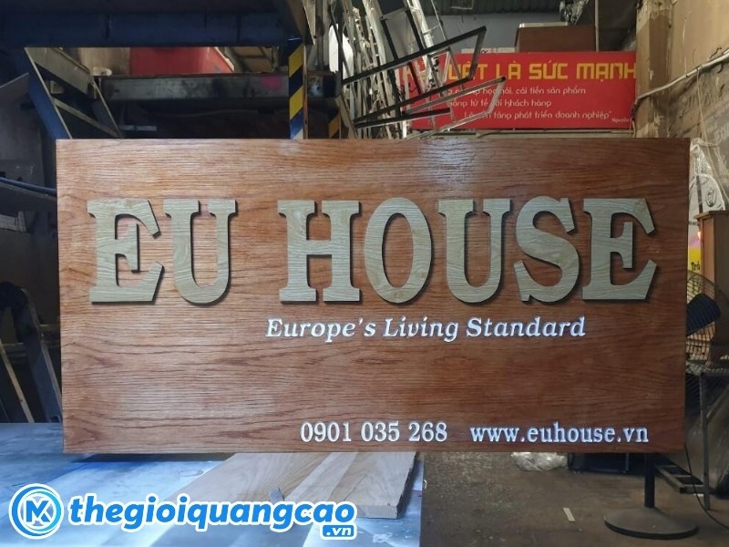 Mẫu bảng hiệu gỗ c&ocirc;ng nghiệp