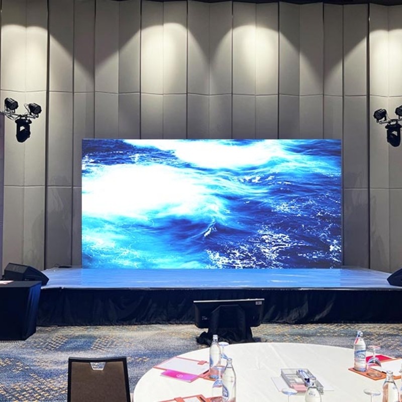 Backdrop check in m&agrave;n h&igrave;nh LED
