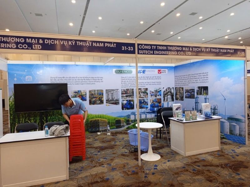 Mẫu backdrop gian h&agrave;ng hội chợ sự kiện cung cấp giải ph&aacute;p c&ocirc;ng nghệ
