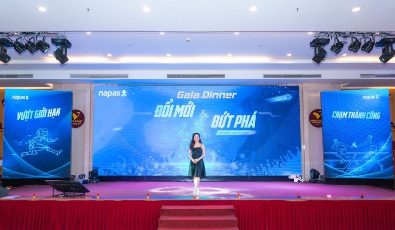 K&iacute;ch thước backdrop s&acirc;n khấu ti&ecirc;u chuẩn