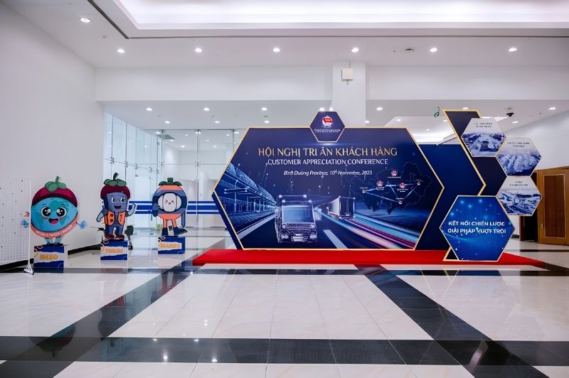 Backdrop s&acirc;n khấu in pp bồi formex