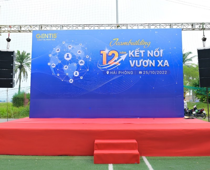 Thiết kế backdrop team building theo y&ecirc;u cầu