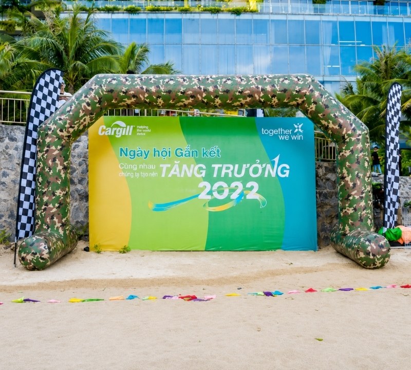 C&aacute;ch lắp đặt backdrop team building