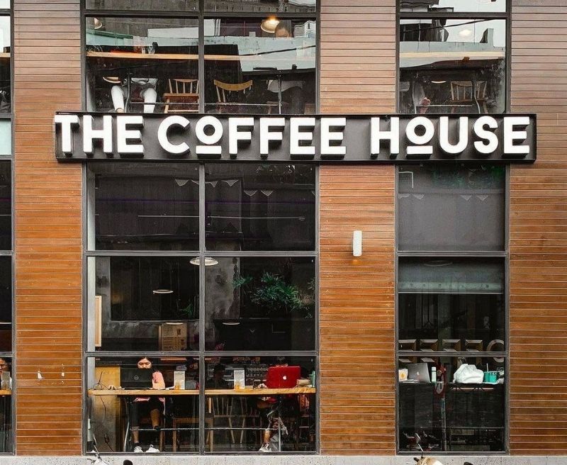 Thi c&ocirc;ng bảng hiệu quảng c&aacute;o qu&aacute;n cafe uy t&iacute;n trọn g&oacute;i TPHCM