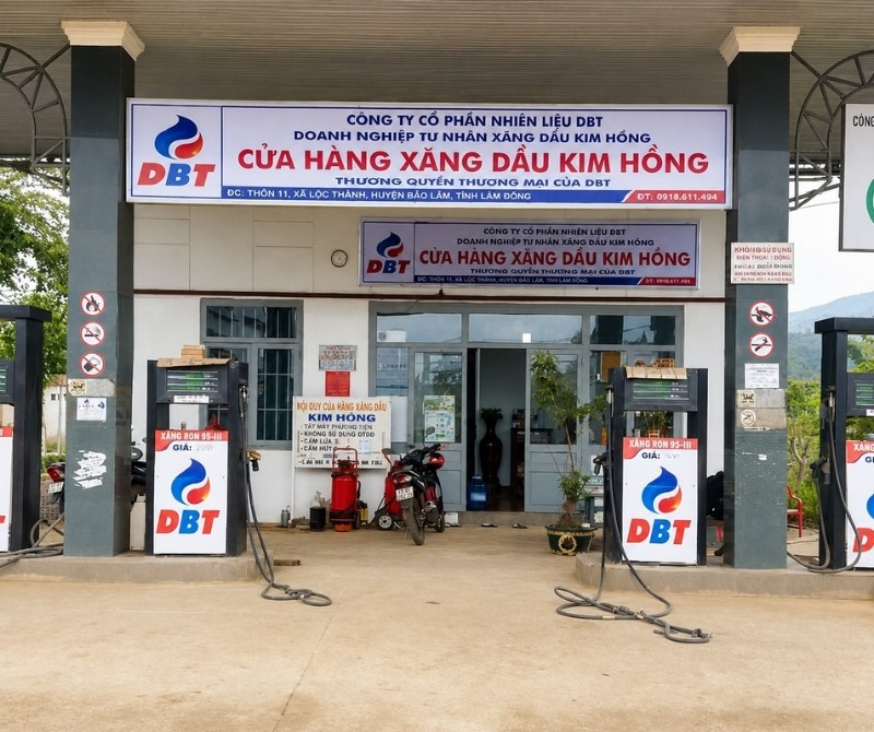 Mẫu bảng hiệu cửa h&agrave;ng xăng dầu Kim Hồng