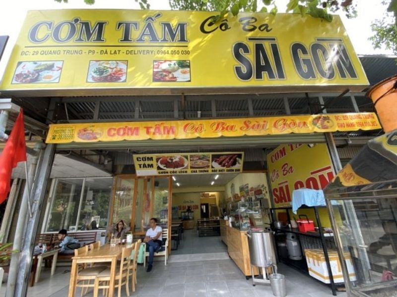 Mẫu bảng hiệu cơm tấm c&ocirc; ba s&agrave;i g&ograve;n