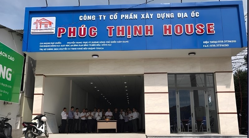 Mẫu bảng hiệu c&ocirc;ng ty cổ phần x&acirc;y dựng địa ốc Ph&uacute;c Thịnh House