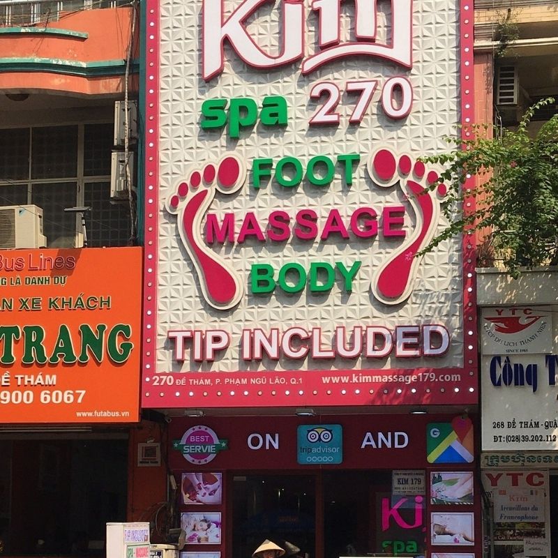 Mẫu biển quảng c&aacute;o massage trị liệu