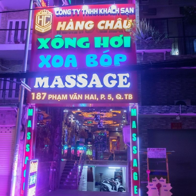 L&agrave;m bảng hiệu quảng c&aacute;o massage gi&aacute; rẻ trọn g&oacute;i TPHCM