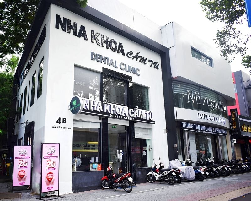Mẫu bảng hiệu nha khoa Cẩm T&uacute;